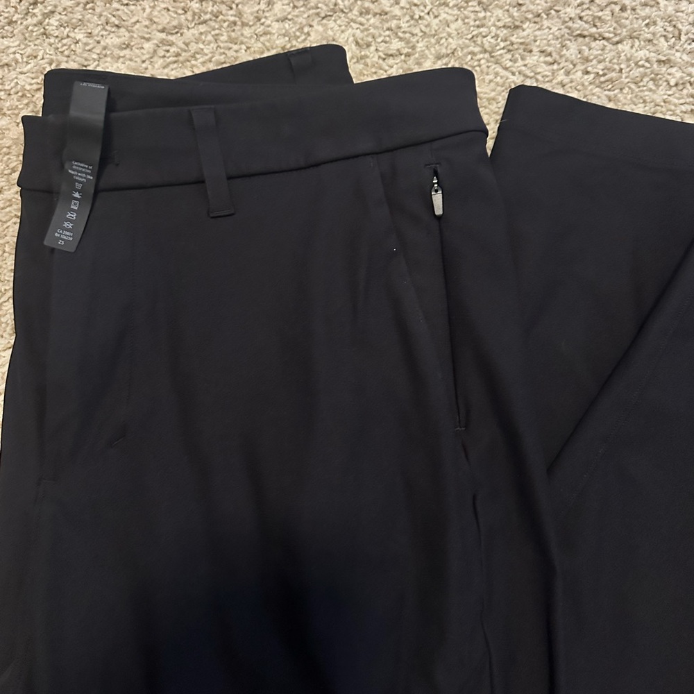 Lululemon Size 33 Men's Black Pants